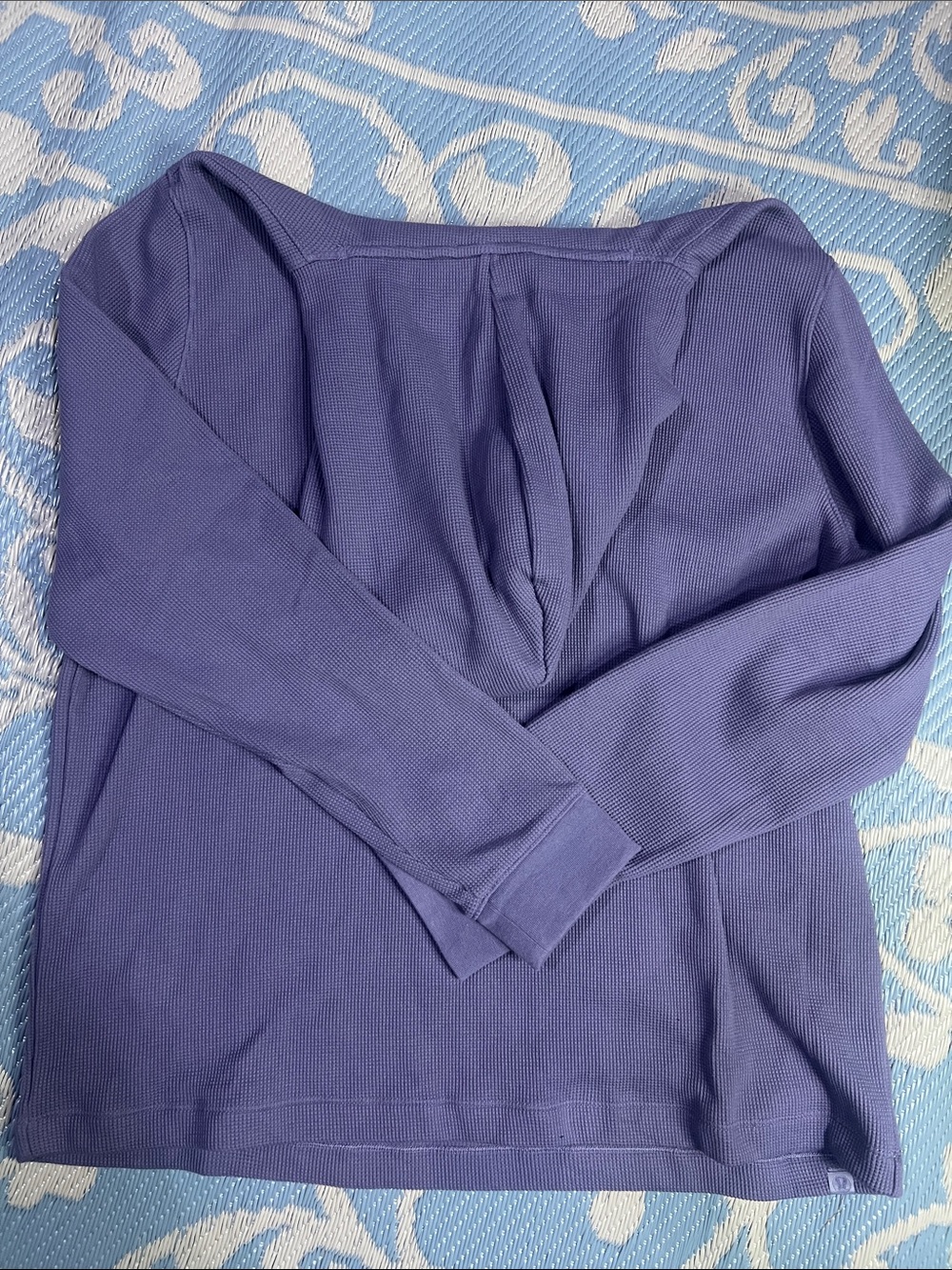 Lululemon - Picture 2 of 3
